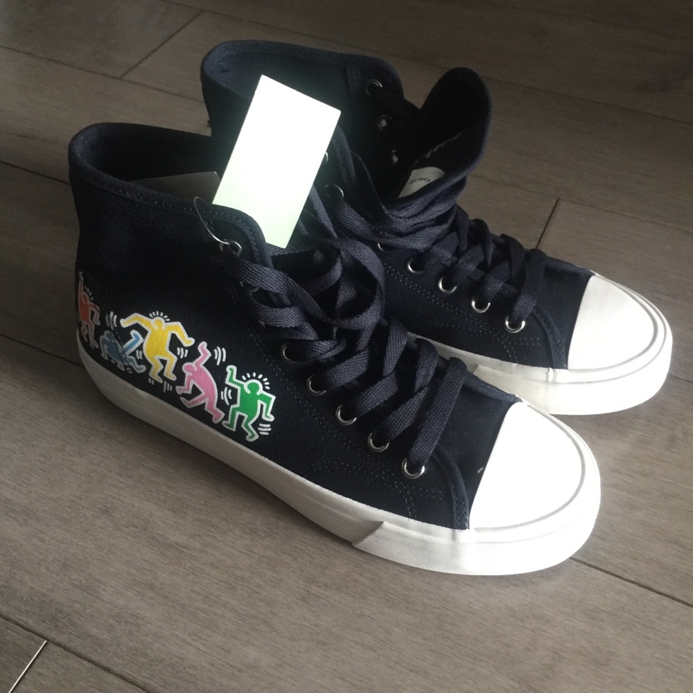 BRAND NEW KEITH HARING SNEAKERS SZ 7.5 men’s navy